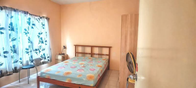 Pangsapuri untuk Dijual di Merdeka Villa - Azli Ibrahim - Bedroom - PropertyGuru.com.my