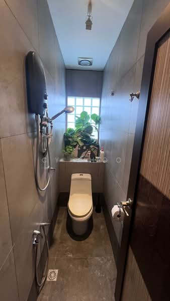 Shop / Office untuk Dijual di Bandar Kinrara (Selangor) - CY Khoo - Bathroom - PropertyGuru.com.my