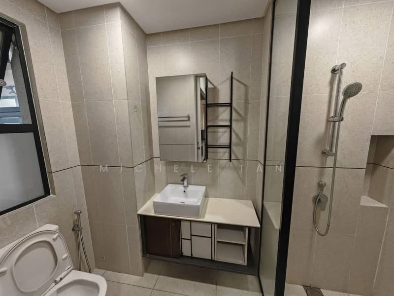 Service Residence for Rent at Millerz Square Serviced Residence - Michele Tan - Bathroom - PropertyGuru.com.my