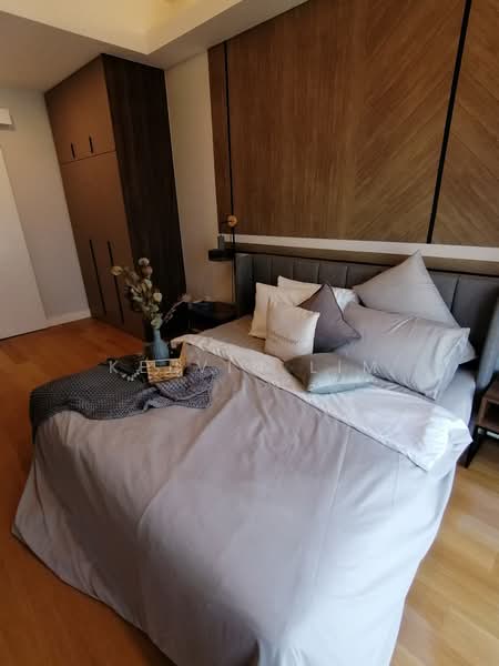 Kediaman Servis untuk Disewa di The Sentral Suites - Kelvin Lim - Bedroom - PropertyGuru.com.my