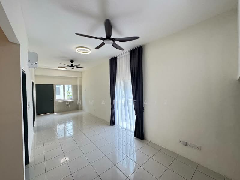 Rumah Bandar untuk Disewa di Dengkil (Selangor) - Ahmad Faiz - Living Room - PropertyGuru.com.my