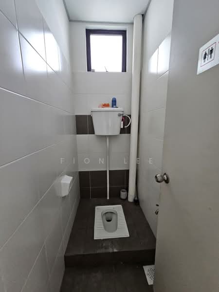 Shop for Rent in Bandar Dato Onn (Tebrau) - Fion Lee - Bathroom - PropertyGuru.com.my