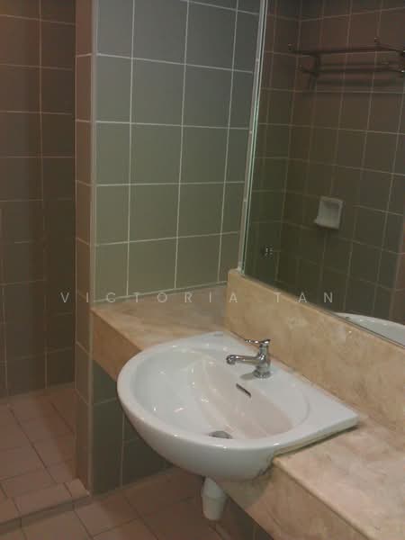 Kediaman Servis untuk Disewa di Amcorp Serviced Suites - Victoria Tan - Bathroom - PropertyGuru.com.my