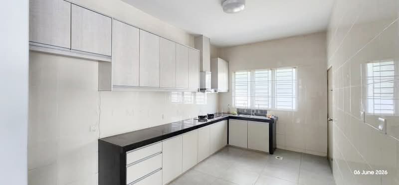 Rumah Teres untuk Disewa di Bangi (Selangor) - Aimi Mahirah - Kitchen - PropertyGuru.com.my