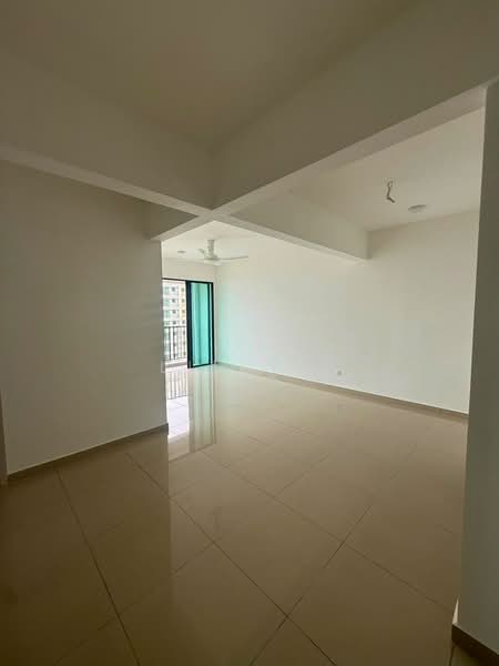 Kondominium untuk Disewa di Ideal Venice Residency - Lilly . - Living Room - PropertyGuru.com.my