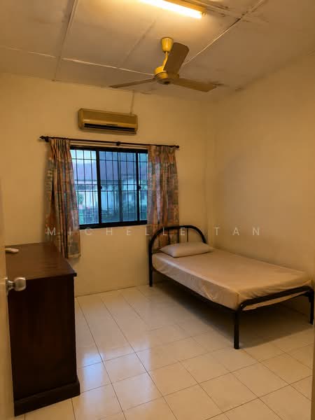 Rumah Flat untuk Dijual di Bandar Baru Ampang - Michelle Tan - Bedroom - PropertyGuru.com.my