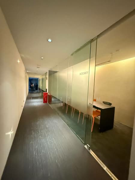 Office for Rent in Mont Kiara (Kuala Lumpur) - Liiezz Lim - Corridor - PropertyGuru.com.my