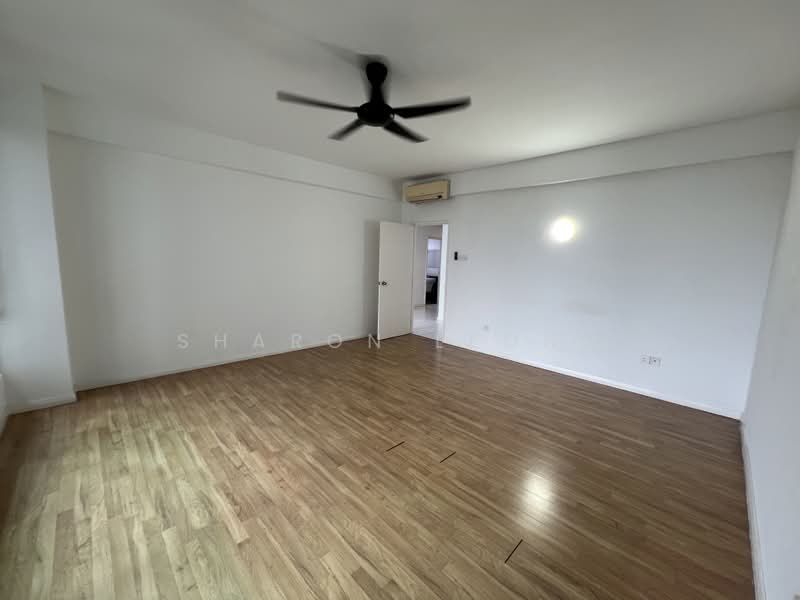 Condominium for Sale at The Saffron - Sharon Leong - Master Bedroom - PropertyGuru.com.my
