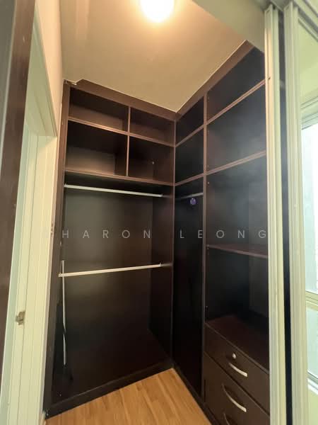 Condominium for Sale at The Saffron - Sharon Leong - Closet - PropertyGuru.com.my