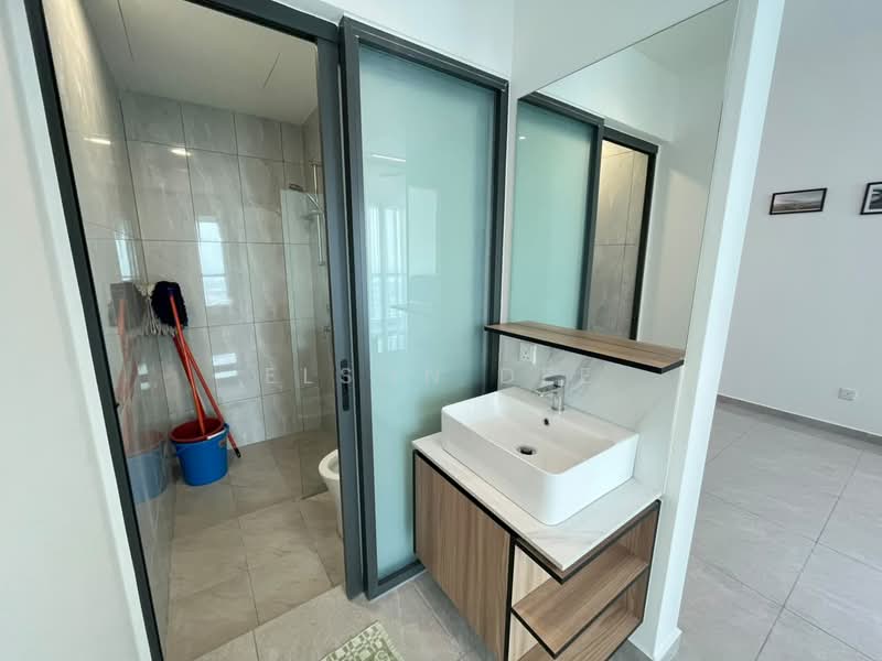 Pangsapuri untuk Disewa di Savana @ Batu Kawan - Elson Dee - Bathroom - PropertyGuru.com.my
