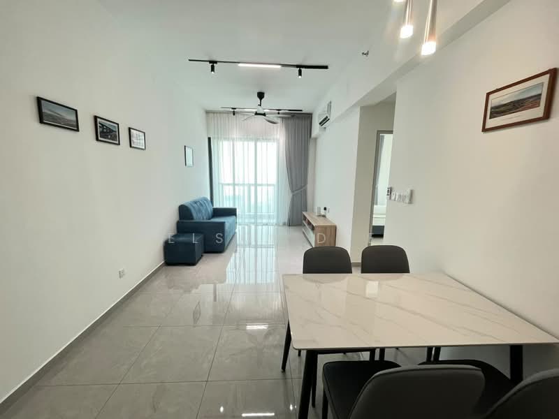 Pangsapuri untuk Disewa di Savana @ Batu Kawan - Elson Dee - Living Room - PropertyGuru.com.my