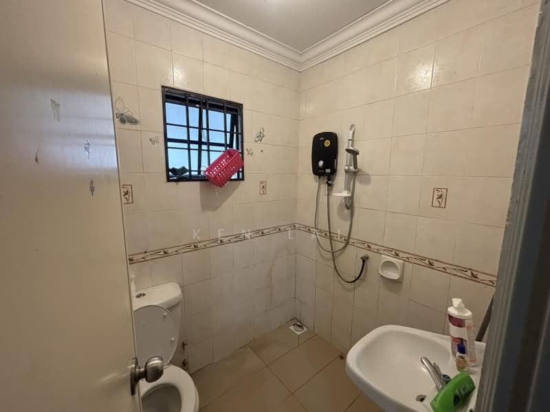 Rumah Teres 3-Tingkat untuk Dijual di Kayu Ara (Selangor) - Ken Lai - PropertyGuru.com.my