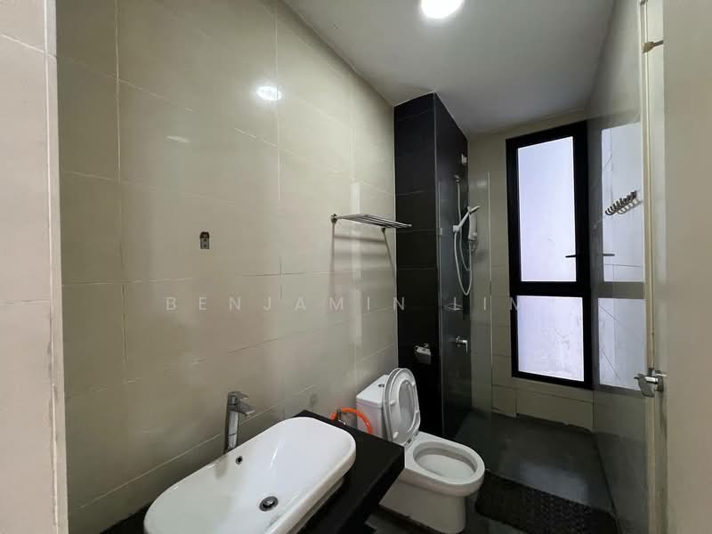 Kediaman Servis untuk Dijual di Eco Nest - Benjamin Lim - Bathroom - PropertyGuru.com.my