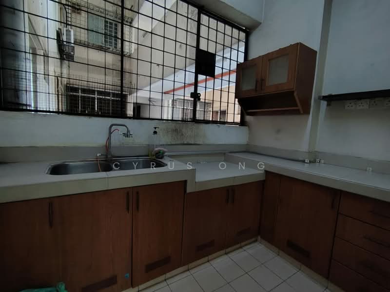 Pangsapuri untuk Dijual di Damansara Sutera - Cyrus Ong - Kitchen - PropertyGuru.com.my