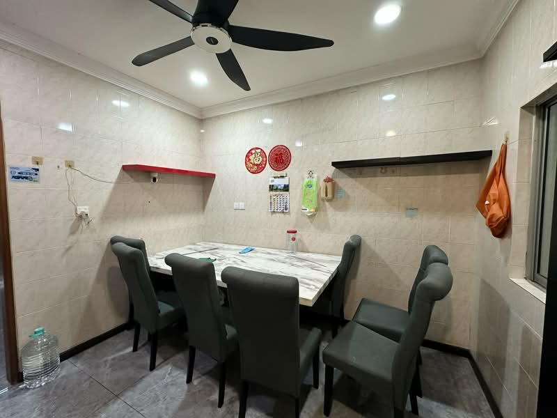 Terraced House for Sale in Bandar Botanic (Klang) - Cs Chua - Dining Room - PropertyGuru.com.my
