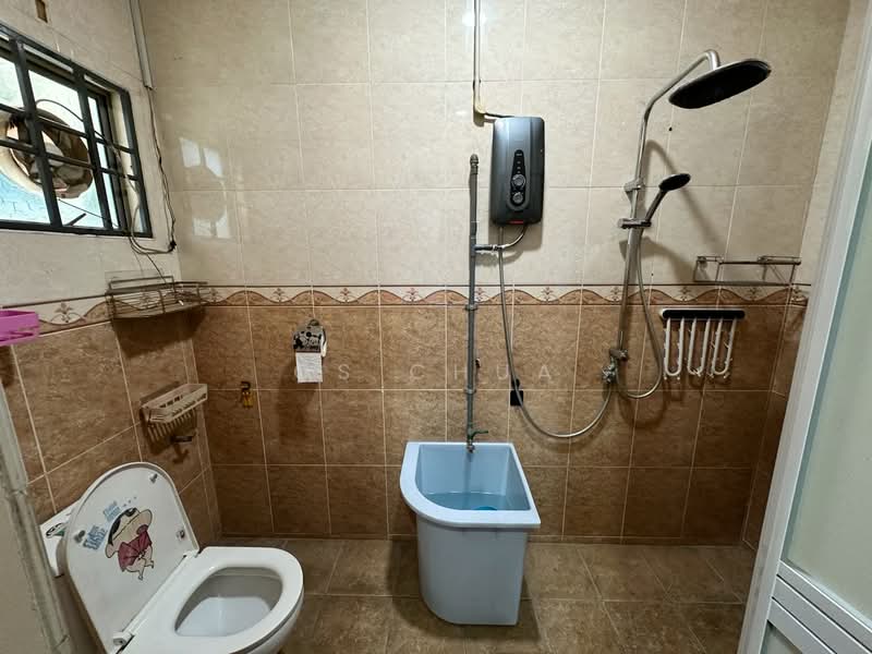 Terraced House for Sale in Bandar Botanic (Klang) - Cs Chua - Bathroom - PropertyGuru.com.my