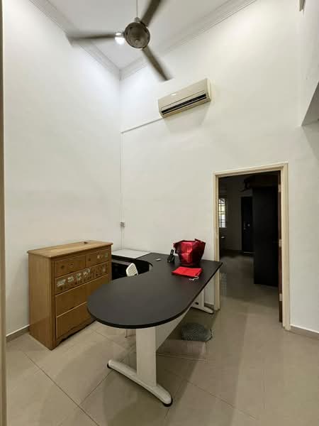 Terraced House for Sale in Bandar Botanic (Klang) - Cs Chua - Study - PropertyGuru.com.my