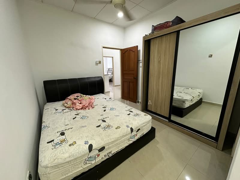 Terraced House for Sale in Bandar Botanic (Klang) - Cs Chua - Bedroom - PropertyGuru.com.my