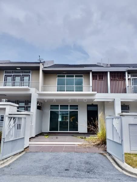 Rumah Teres 2-Tingkat untuk Dijual di Bandar Penawar (Kota Tinggi) - Eva Siow - Exterior - PropertyGuru.com.my