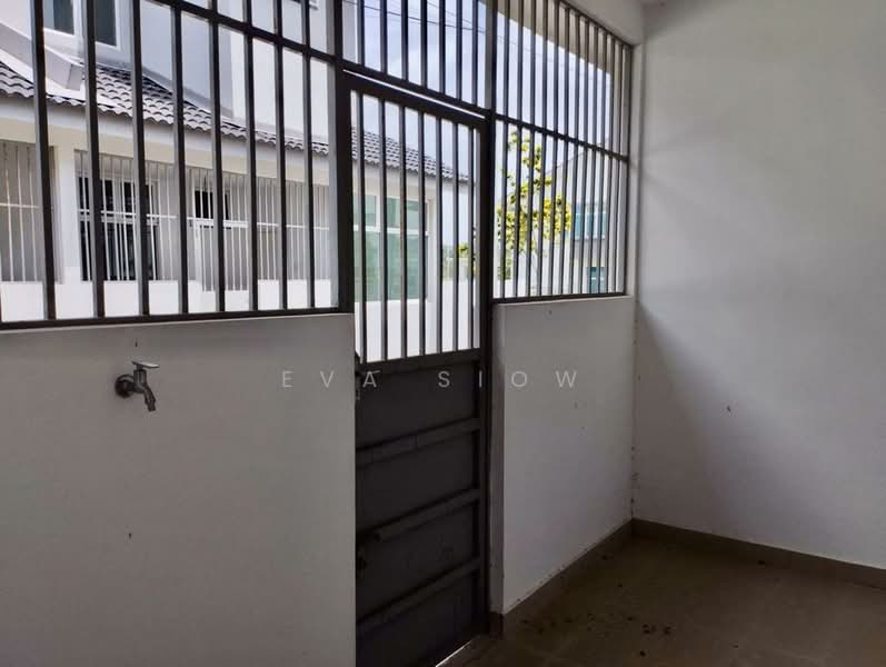 Rumah Teres 2-Tingkat untuk Dijual di Bandar Penawar (Kota Tinggi) - Eva Siow - Exterior - PropertyGuru.com.my