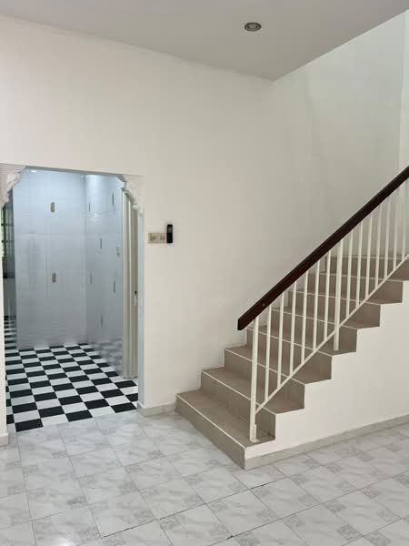 2-storey Terraced House for Sale in Mutiara Perdana (Bayan Lepas) - Hong . - Interior - PropertyGuru.com.my