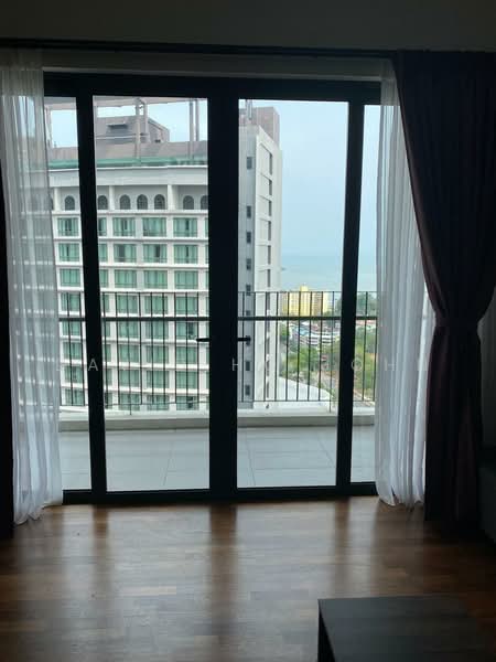Service Residence for Sale at The Tamarind - David Ho John - Balcony - PropertyGuru.com.my