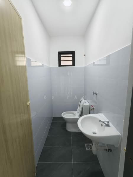 2-storey Terraced House for Sale in Taman Bukit Kempas (Tampoi) - KS Tan - PropertyGuru.com.my
