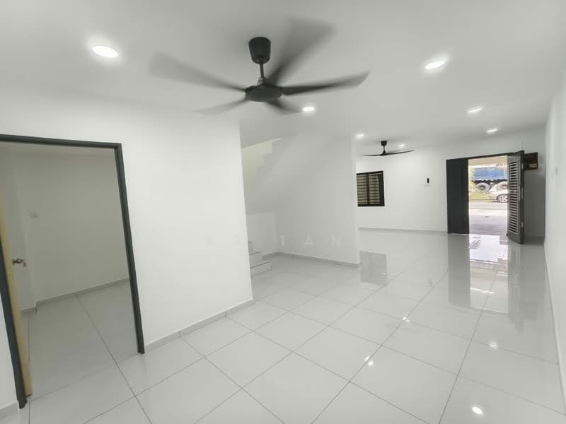 2-storey Terraced House for Sale in Taman Bukit Kempas (Tampoi) - KS Tan - PropertyGuru.com.my
