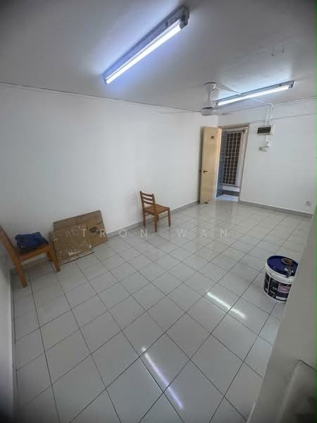Rumah Flat untuk Disewa di Desa Petaling Flat - Tron Wan - Interior - PropertyGuru.com.my