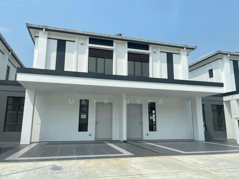Rumah Berkembar untuk Dijual di Puncak Alam (Selangor) - Maya Myra - Exterior - PropertyGuru.com.my