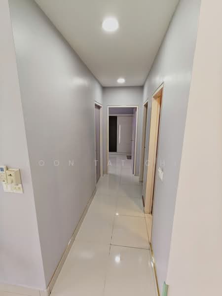 Service Residence for Rent at Traders Garden @ Cheras Selatan - Yoon Tat Chin - Corridor - PropertyGuru.com.my