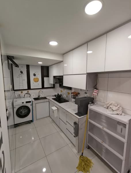 Service Residence for Rent at Traders Garden @ Cheras Selatan - Yoon Tat Chin - Kitchen - PropertyGuru.com.my