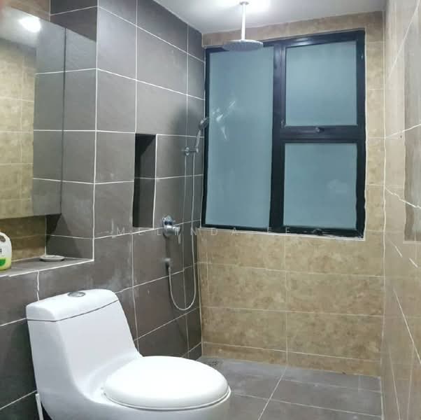 Servis Apartment untuk Dijual di The Sky Executive Suites - Melinda Ee - Bathroom - PropertyGuru.com.my