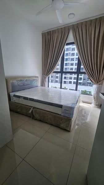 Kediaman Servis untuk Dijual di Suria Garden - Shirley Tan - Bedroom - PropertyGuru.com.my