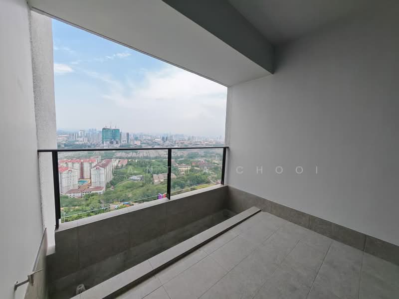 Kondominium untuk Dijual di Aetas Damansara - Samantha Chooi - Balcony - PropertyGuru.com.my