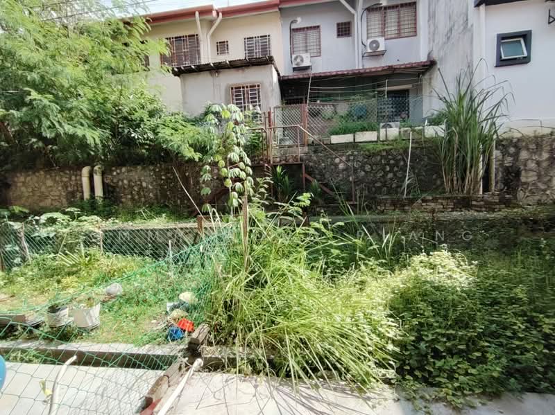 2-storey Terraced House for Sale in Taman Lestari Putra (Seri Kembangan) - Tommy Wong Phang - Exterior - PropertyGuru.com.my