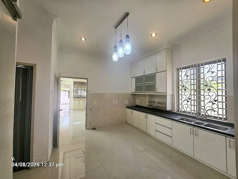 Bungalow House untuk Dijual di Bandar Seri Putra (Bangi) - Zul Hasif - PropertyGuru.com.my
