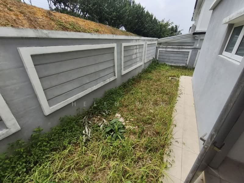 Semi-Detached House for Sale in Amverton Hills (Sungai Buloh) - Helen Wan - Exterior - PropertyGuru.com.my