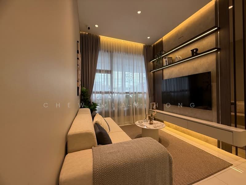 Kediaman Servis untuk Dijual di ARA @ Sunway Majestic - Chew Kian Hong - Living Room - PropertyGuru.com.my