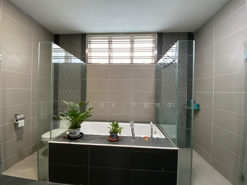Rumah Teres untuk Dijual di Iskandar Puteri (Nusajaya) (Johor) - Fiona Pang - Bathroom - PropertyGuru.com.my