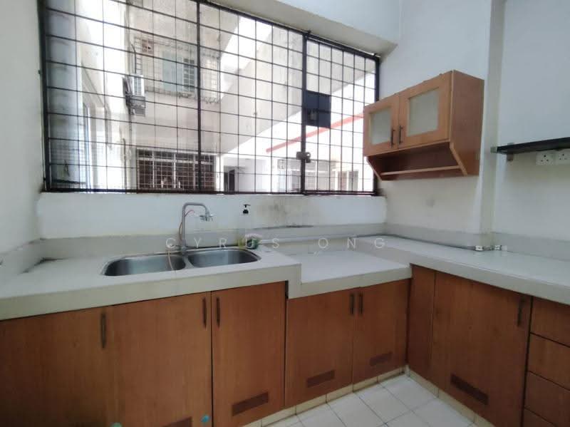 Apartment for Sale at Damansara Sutera - Cyrus Ong - Kitchen - PropertyGuru.com.my