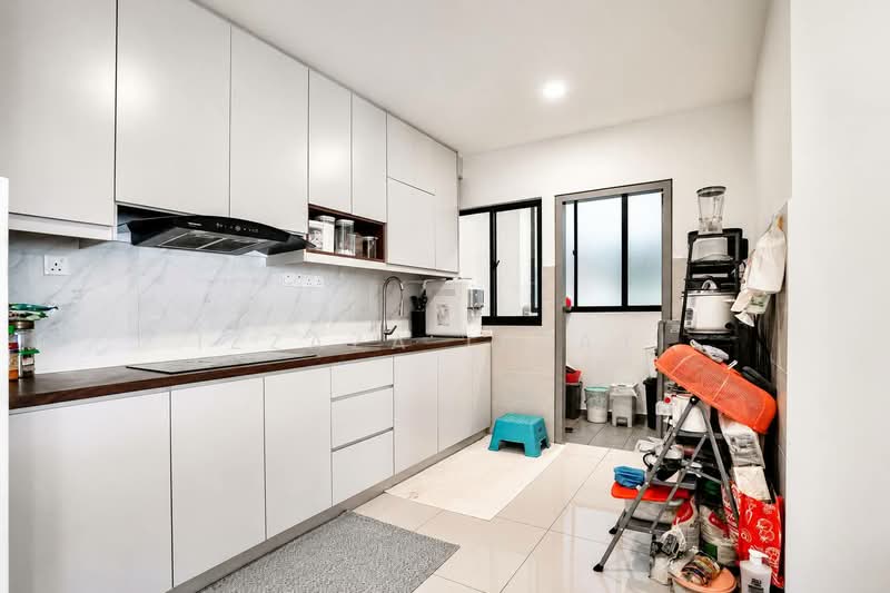 Kondominium untuk Dijual di Upperville @ 16 Quartz - Izzaza Izzati - Kitchen - PropertyGuru.com.my