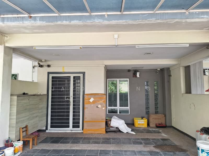Rumah Teres 2-Tingkat untuk Dijual di Taman Bukit Mayang Emas (Petaling Jaya) - Jayden Heng - Car Park - PropertyGuru.com.my