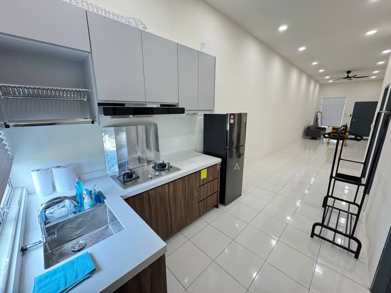Rumah Teres 1-Tingkat untuk Disewa di Dengkil (Selangor) - Ahmad Faiz - Kitchen - PropertyGuru.com.my