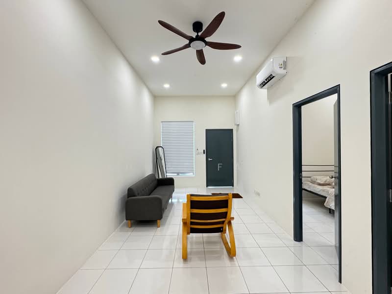 Rumah Teres 1-Tingkat untuk Disewa di Dengkil (Selangor) - Ahmad Faiz - Living Room - PropertyGuru.com.my