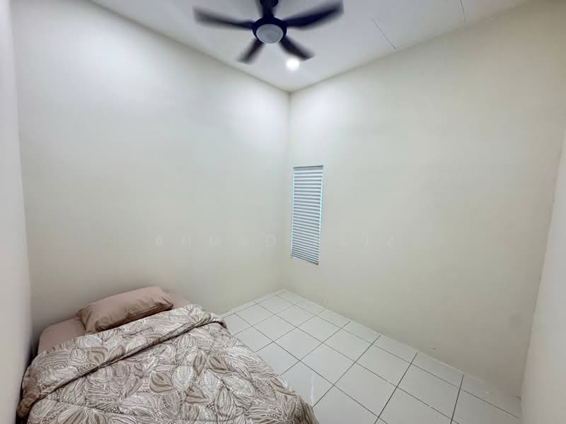 Rumah Teres 1-Tingkat untuk Disewa di Dengkil (Selangor) - Ahmad Faiz - Bedroom - PropertyGuru.com.my
