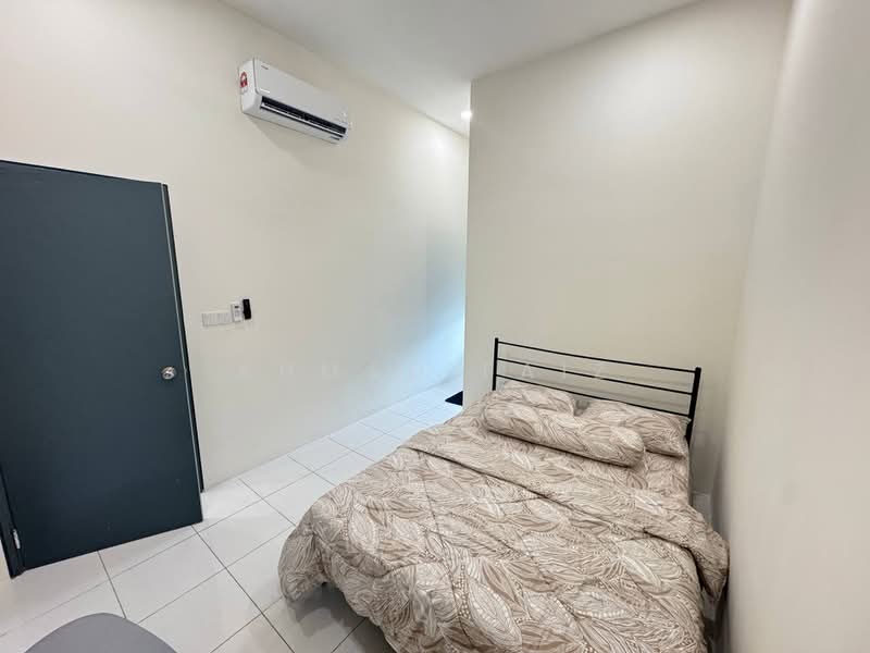 Rumah Teres 1-Tingkat untuk Disewa di Dengkil (Selangor) - Ahmad Faiz - Bedroom - PropertyGuru.com.my