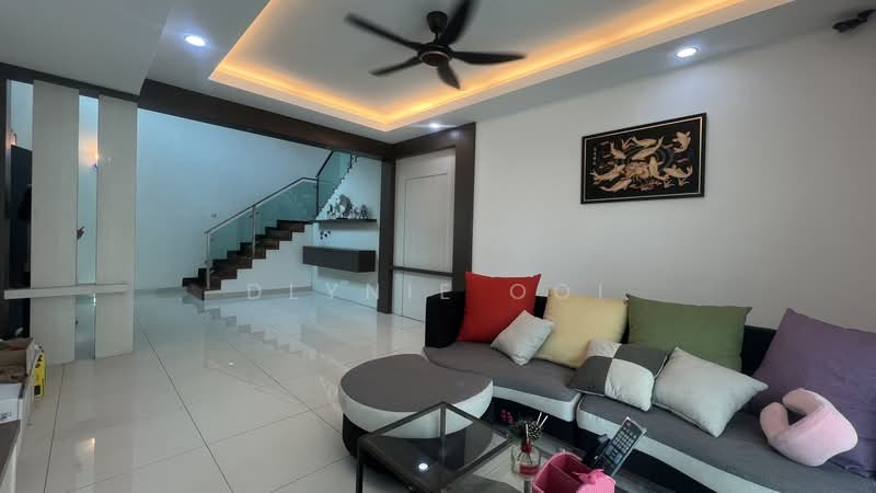 Semi-Detached House for Sale in Saujana Villa (Kajang) - Dlynie Ooi - Living Room - PropertyGuru.com.my
