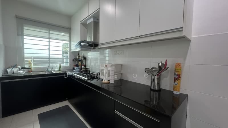 Semi-Detached House for Sale in Saujana Villa (Kajang) - Dlynie Ooi - Kitchen - PropertyGuru.com.my