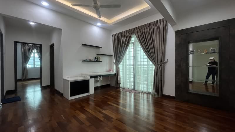 Semi-Detached House for Sale in Saujana Villa (Kajang) - Dlynie Ooi - Study - PropertyGuru.com.my